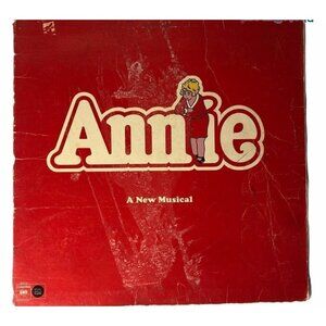 Annie a new musical vinyl record Columbia record Copyright 1977 READ